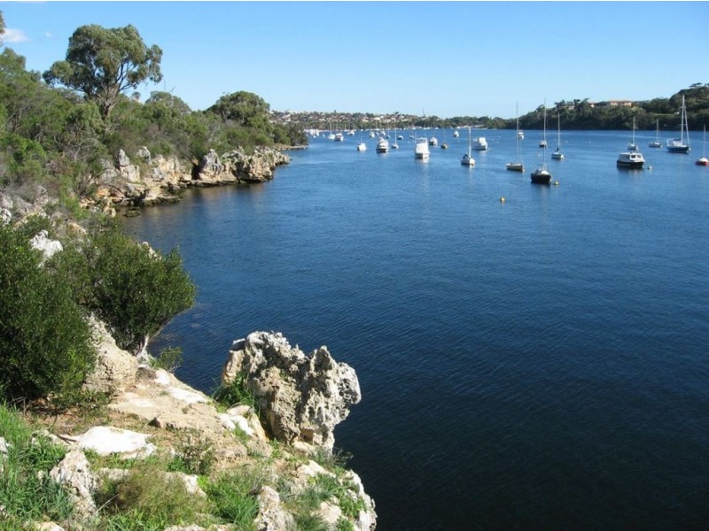 10 Blackwall Reach Parade, Bicton WA 6157