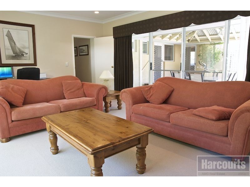 43 Yeovil Crescent, Bicton WA 6157