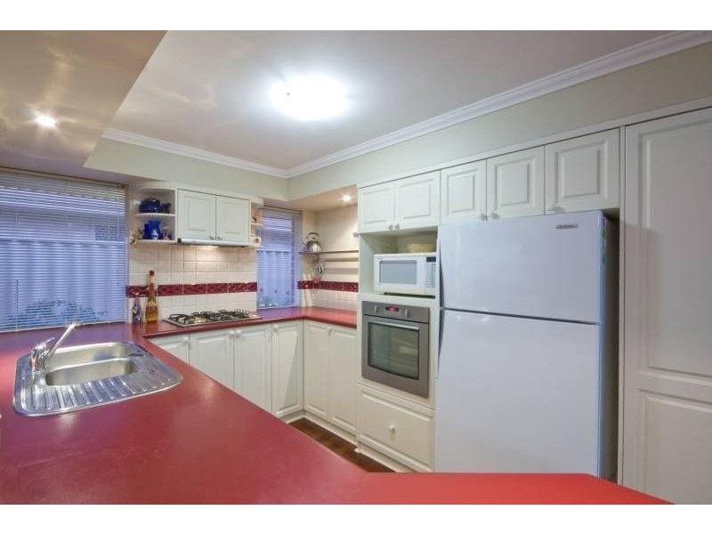 15 Nambung Crescent, Bibra Lake WA 6163