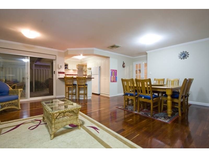 15 Nambung Crescent, Bibra Lake WA 6163