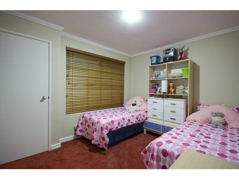15 Nambung Crescent, Bibra Lake WA 6163