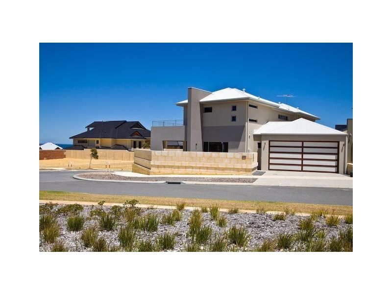 1 Eudora Way, North Coogee WA 6163