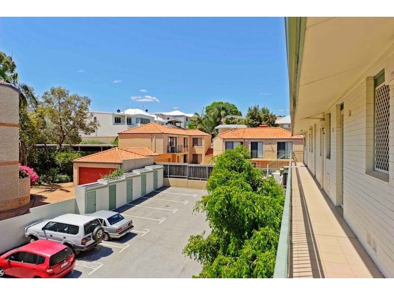 16/24 Onslow Street, South Perth WA 6151