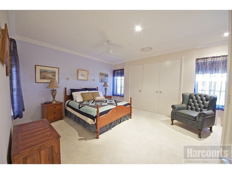 6 Tamar Break, Madora Bay WA 6210