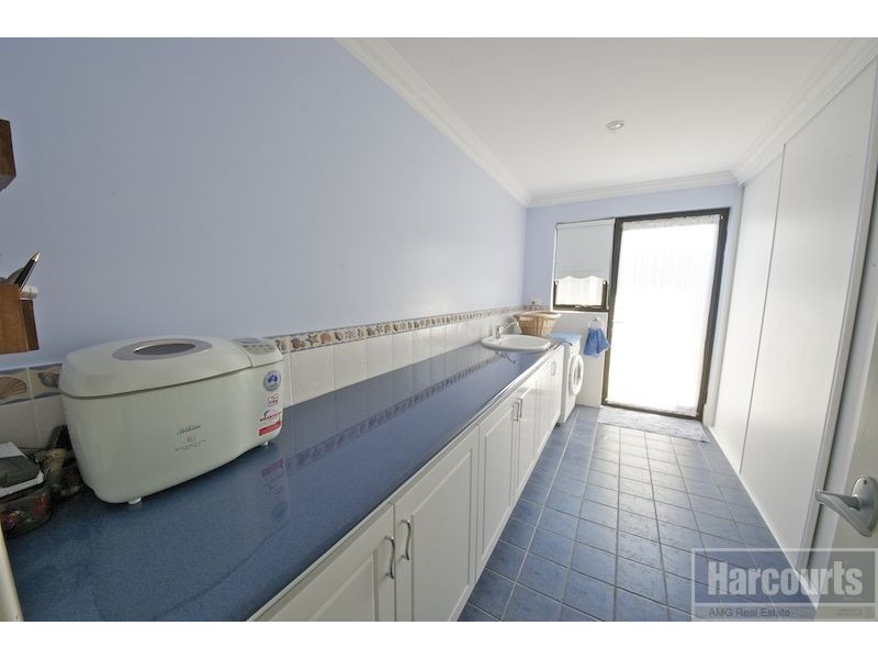 6 Tamar Break, Madora Bay WA 6210