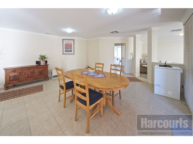 11 Petit Loop, Dudley Park WA 6210