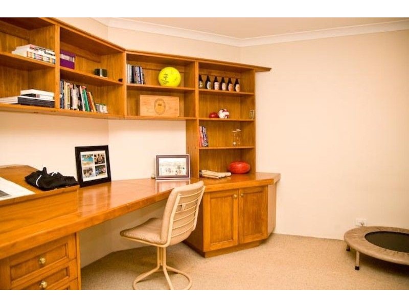 1 Shelton Loop, Leeming WA 6149