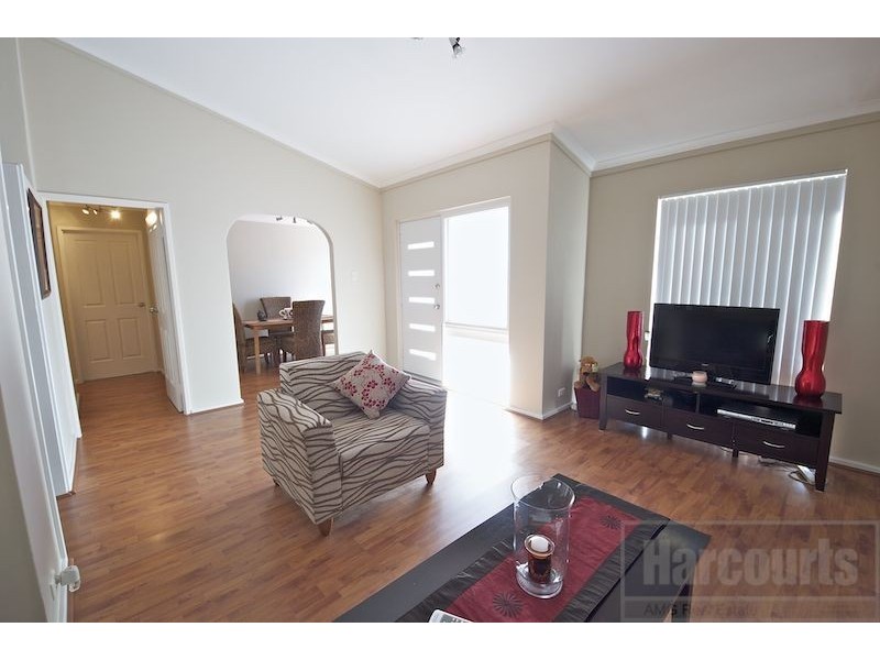 2/444 Metcalfe Road, Ferndale WA 6148