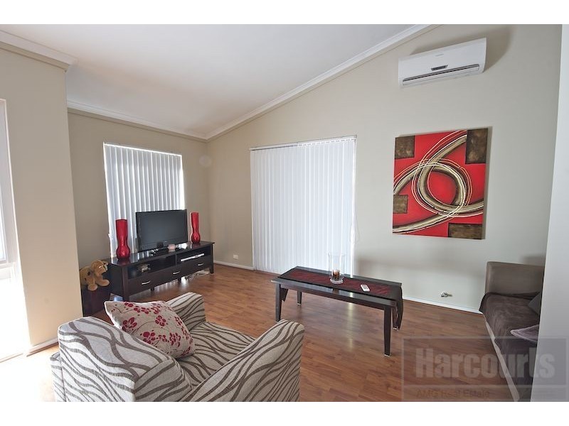 2/444 Metcalfe Road, Ferndale WA 6148