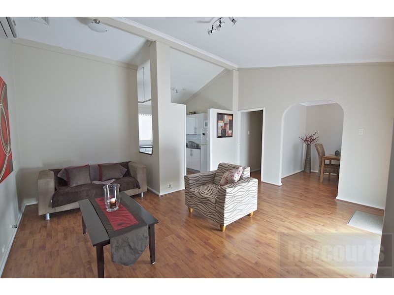 2/444 Metcalfe Road, Ferndale WA 6148