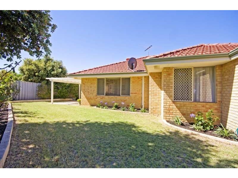 18a Bricknell Road, Attadale WA 6156