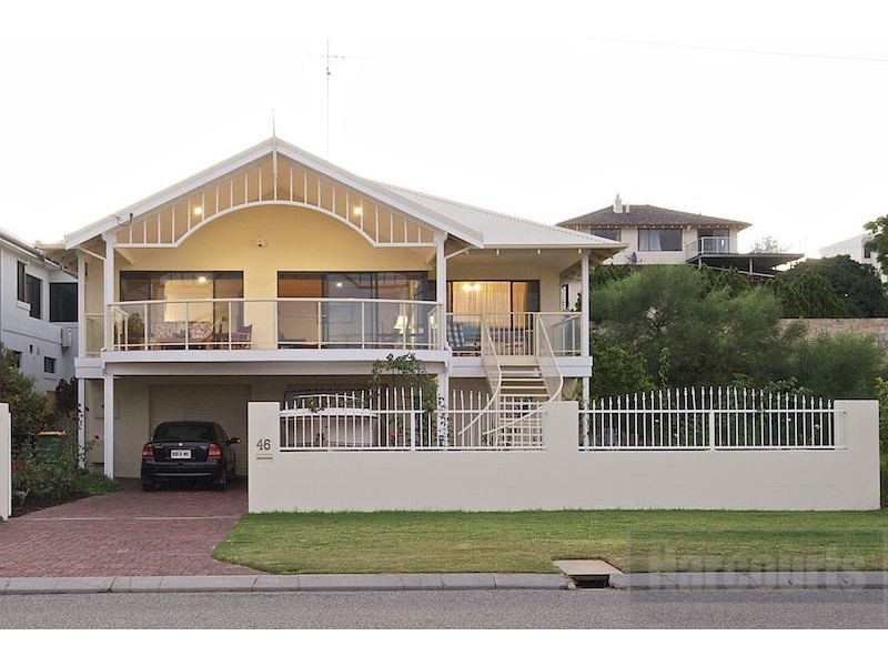 46 Mary Street, Halls Head WA 6210