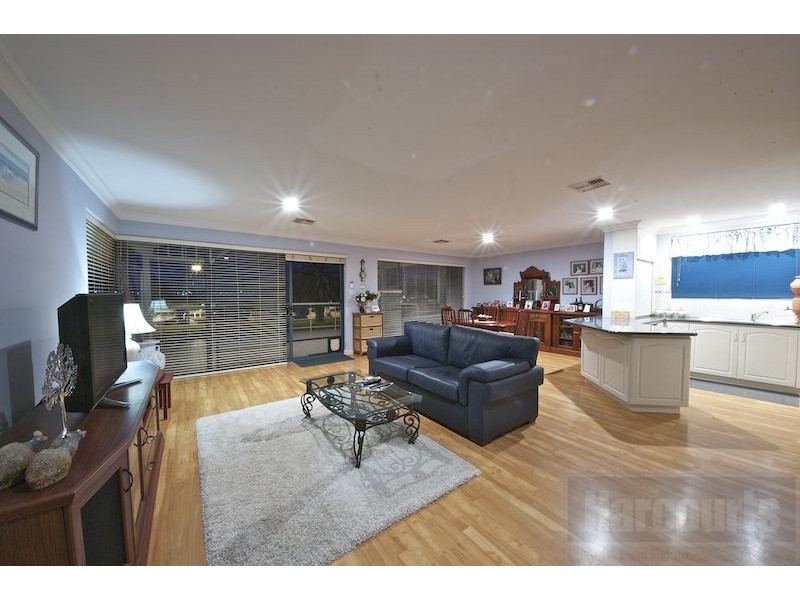 46 Mary Street, Halls Head WA 6210