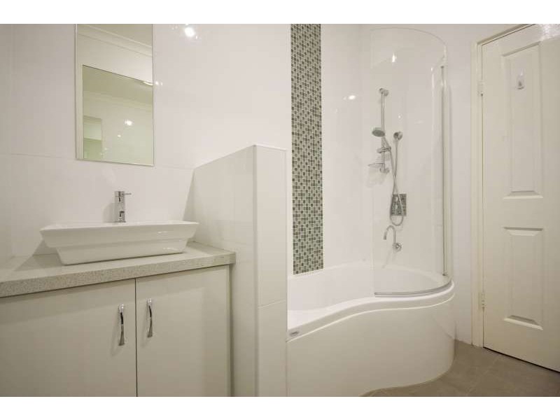 3 Redwood Crescent, Melville WA 6156