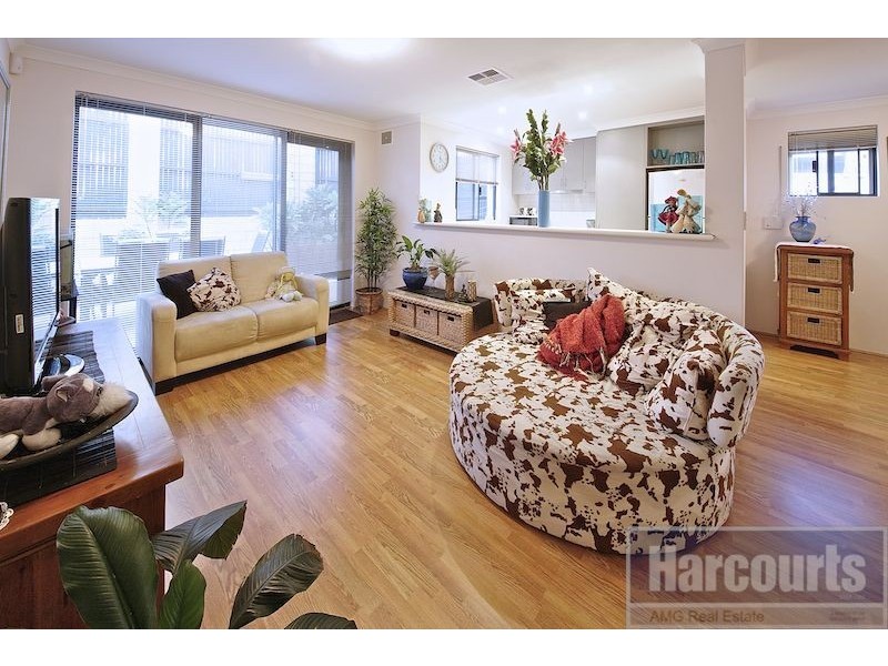 1/175 Stock Road, Palmyra WA 6157