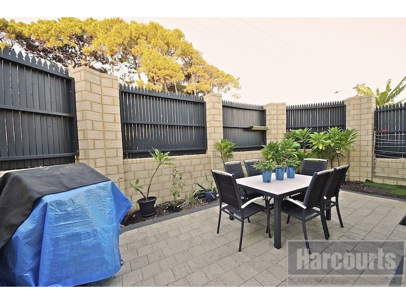 1/175 Stock Road, Palmyra WA 6157