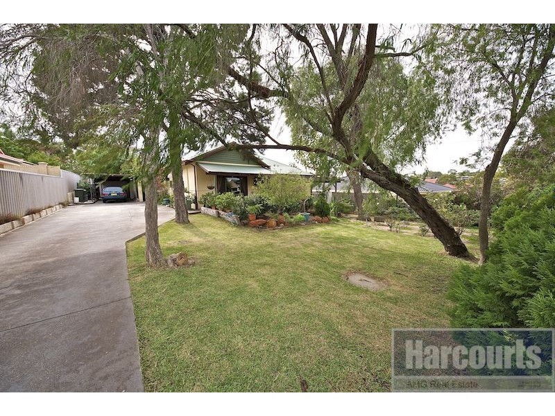 242 Forrest Street, Palmyra WA 6157