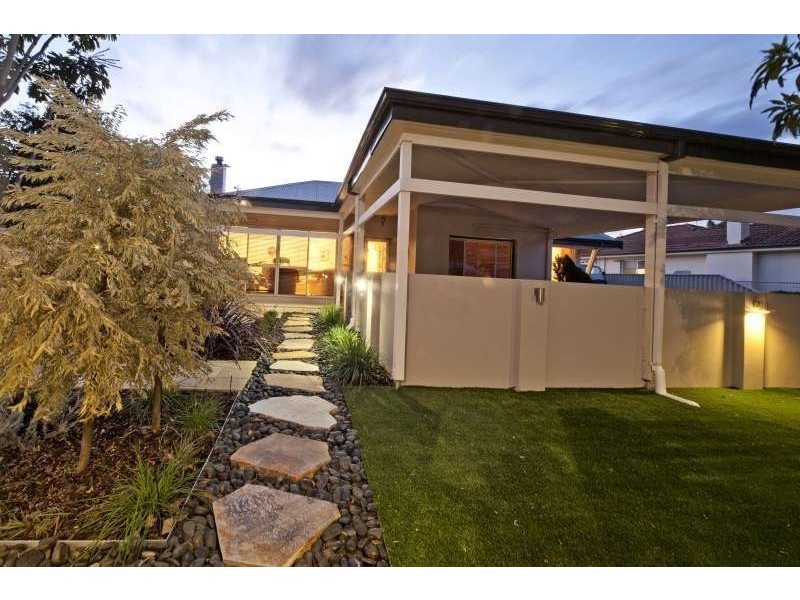 12 Bricknell Road, Attadale WA 6156