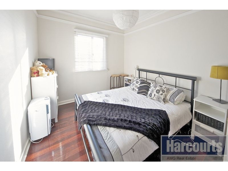 39 Zenobia Street, Palmyra WA 6157