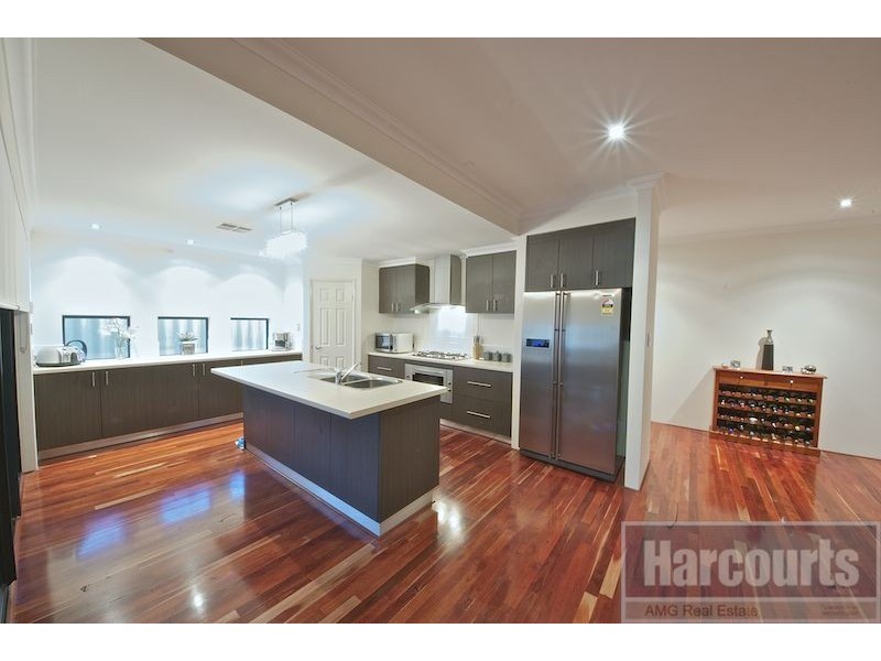 3 Solace Gardens, Atwell WA 6164