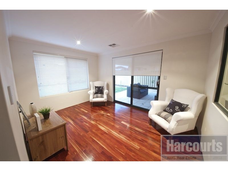 3 Solace Gardens, Atwell WA 6164
