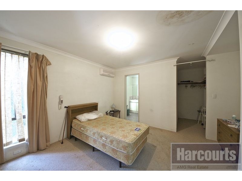 25 Gillett Drive, Kardinya WA 6163