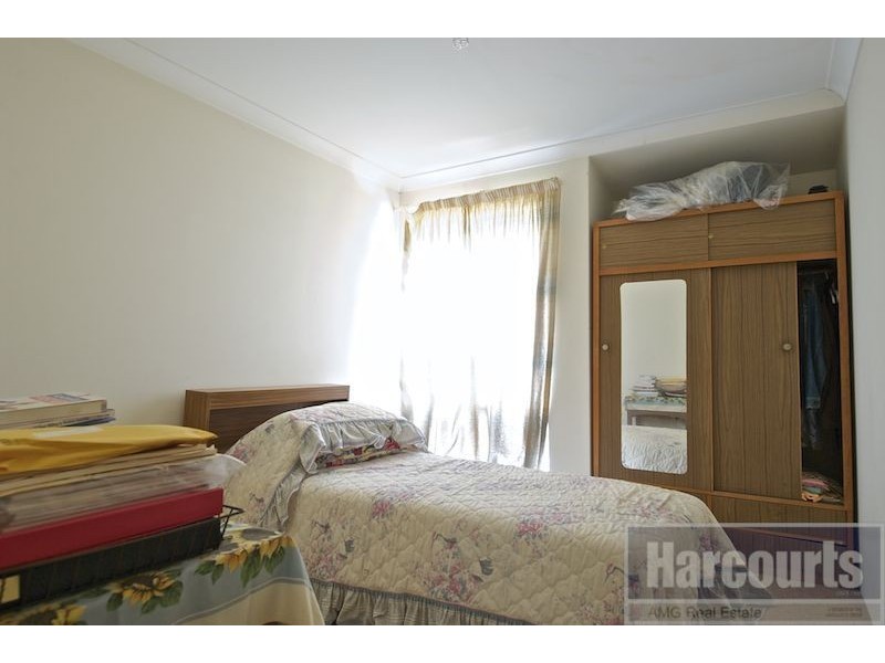 25 Gillett Drive, Kardinya WA 6163