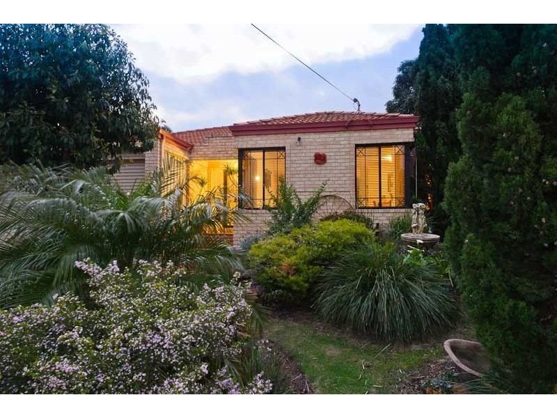 37a Money Road, Melville WA 6156