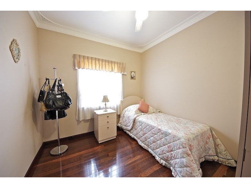 328 Marmion Street, Melville WA 6156