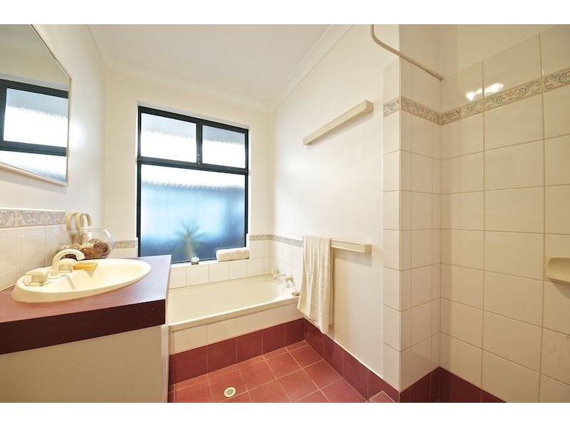 1/188 Kitchener Road, Booragoon WA 6154