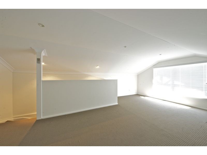 1/188 Kitchener Road, Booragoon WA 6154