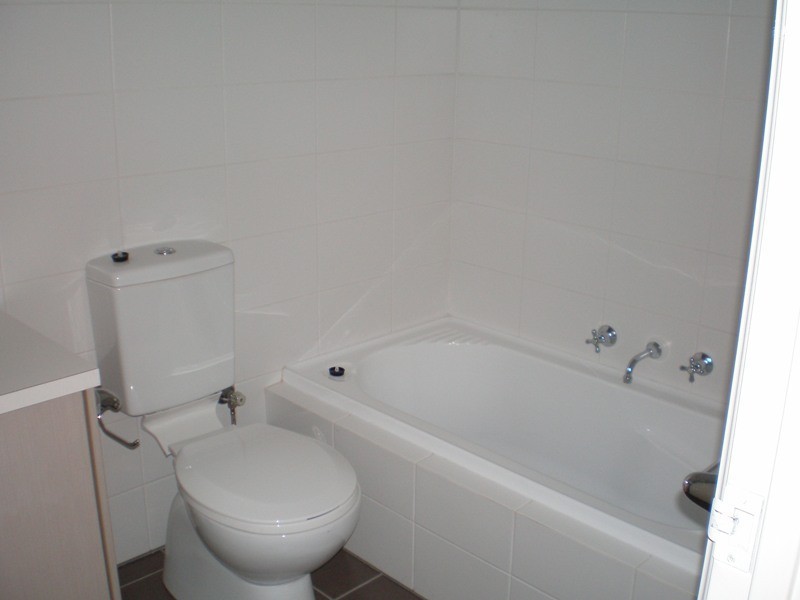 2/344 Carrington Street, Hamilton Hill WA 6163