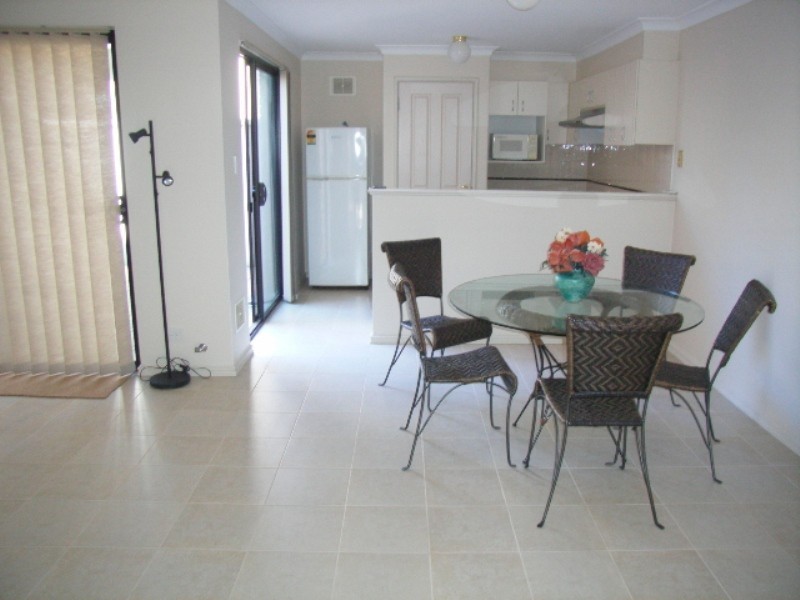 2/163 Stock Road, Attadale WA 6156