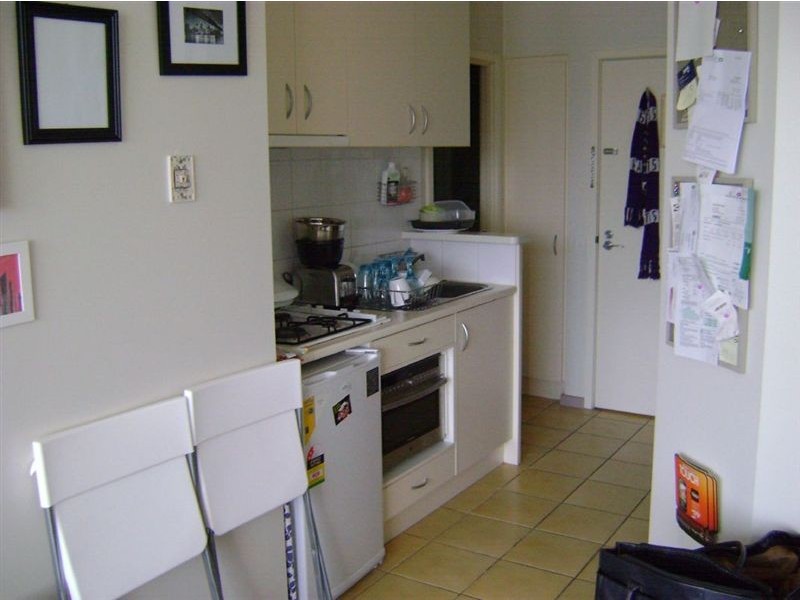 1806/570 Lygon Street, Carlton VIC 3053