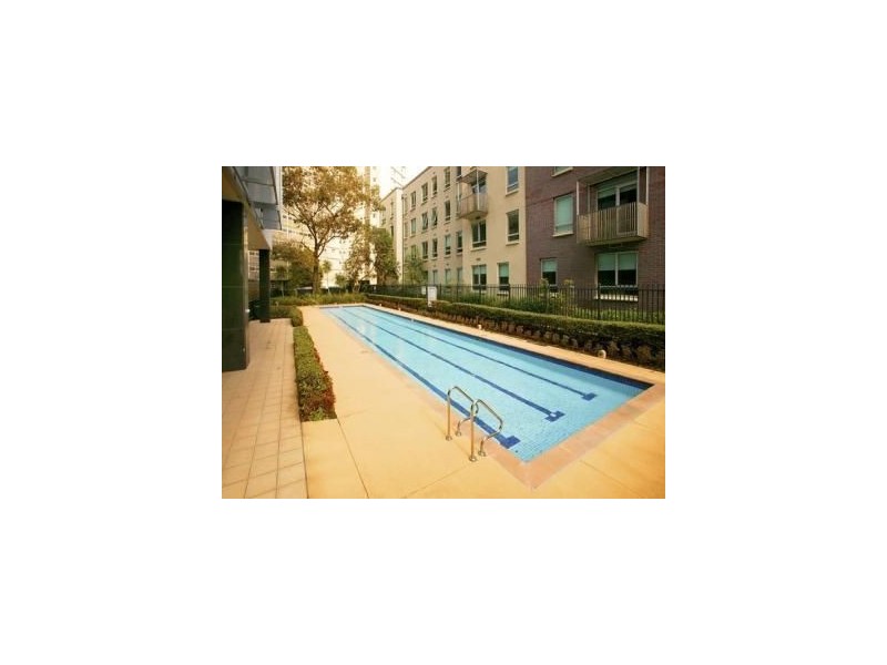 1806/570 Lygon Street, Carlton VIC 3053