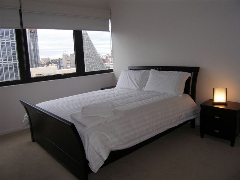 1514/250 Elizabeth Street, Melbourne VIC 3000