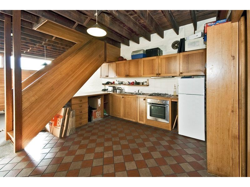 Rear/100 Station Street, Carlton VIC 3053