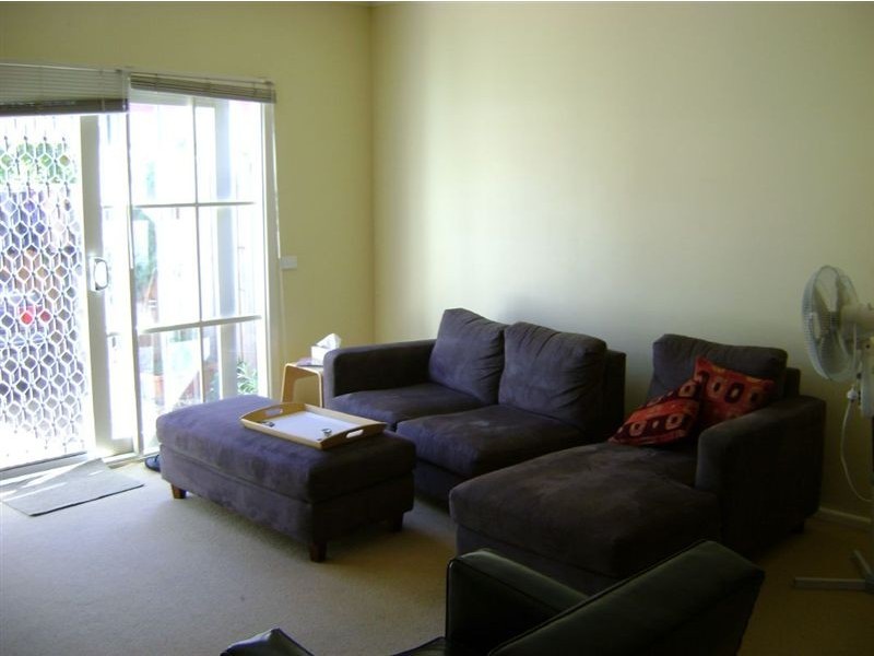 8 Brickworks Drive, Brunswick VIC 3056