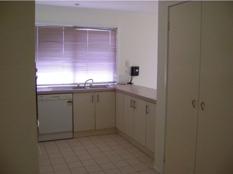 6 Farm Road, Alphington VIC 3078