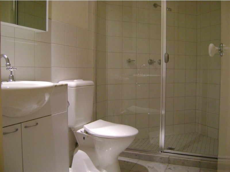 1/96 Grosvenor Street, St Kilda East VIC 3183