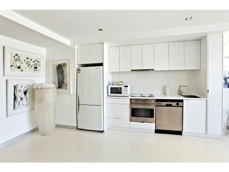 303/2 Rouse Street, Port Melbourne VIC 3207