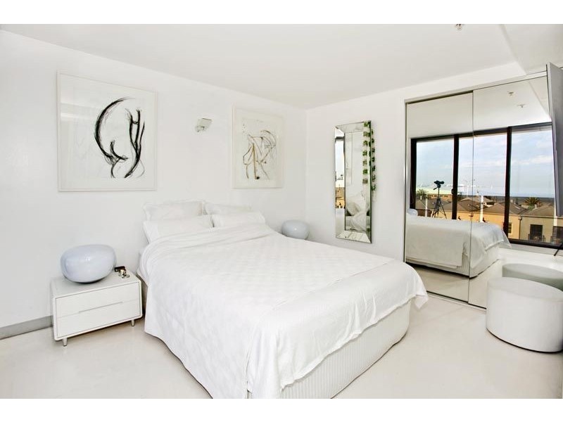 303/2 Rouse Street, Port Melbourne VIC 3207