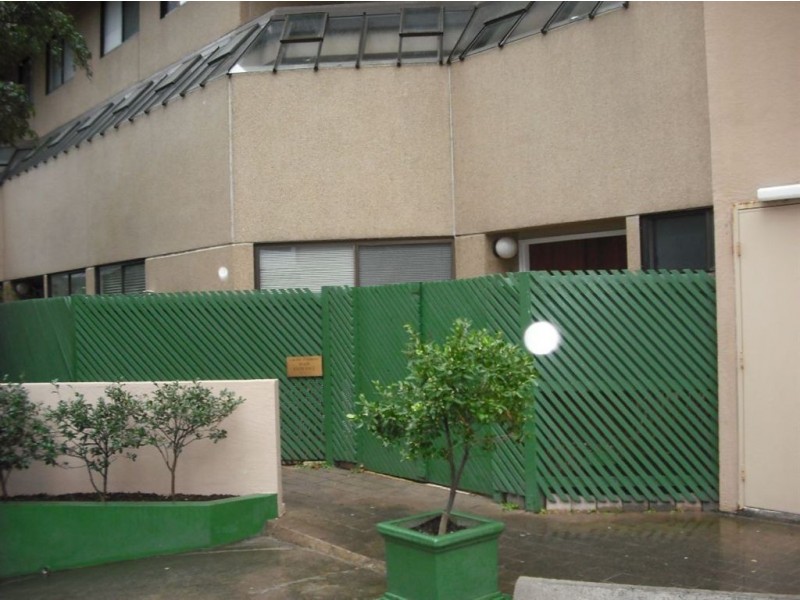 5/27 Queens Road, Melbourne VIC 3000