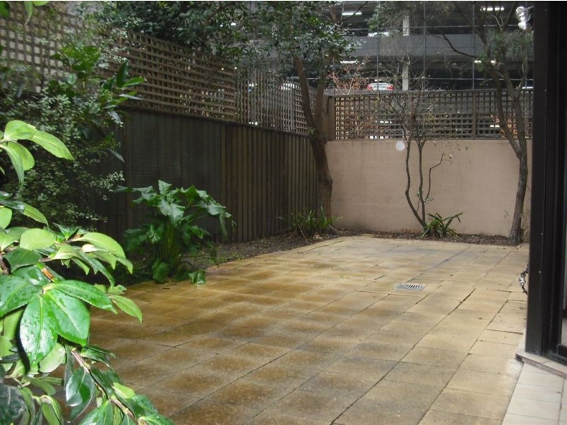 5/27 Queens Road, Melbourne VIC 3000