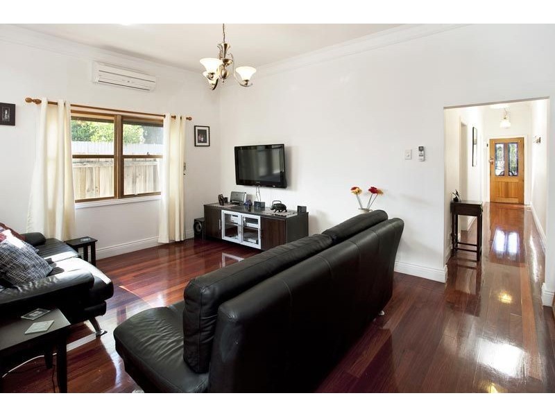 128 Gladstone Avenue, Northcote VIC 3070