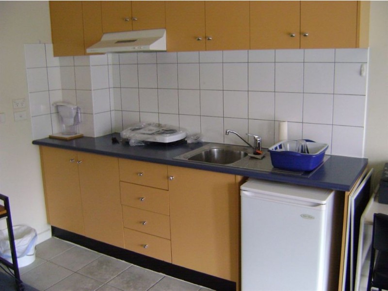 1/117-121 Bouverie St, Carlton VIC 3053