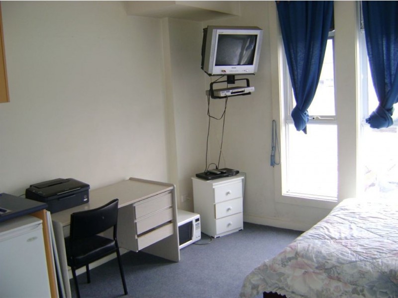 1/117-121 Bouverie St, Carlton VIC 3053