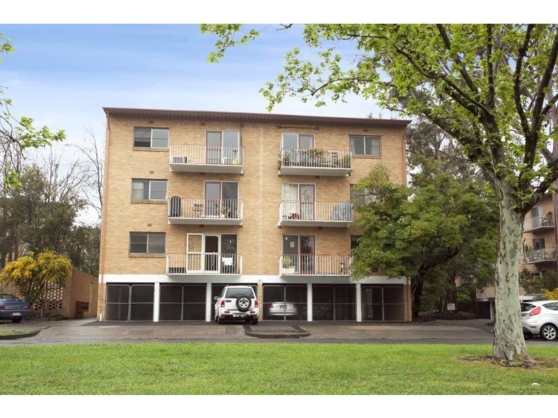D5/81 O’Shanassy Street, North Melbourne VIC 3051