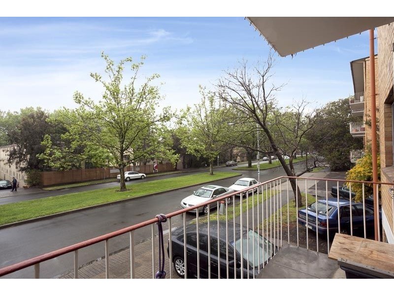 D5/81 O’Shanassy Street, North Melbourne VIC 3051