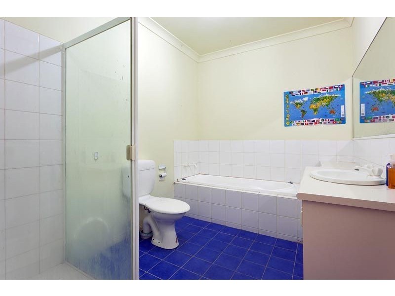 16 Normanby Street, Sydenham VIC 3037